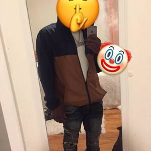 Meet your Posher, Jason